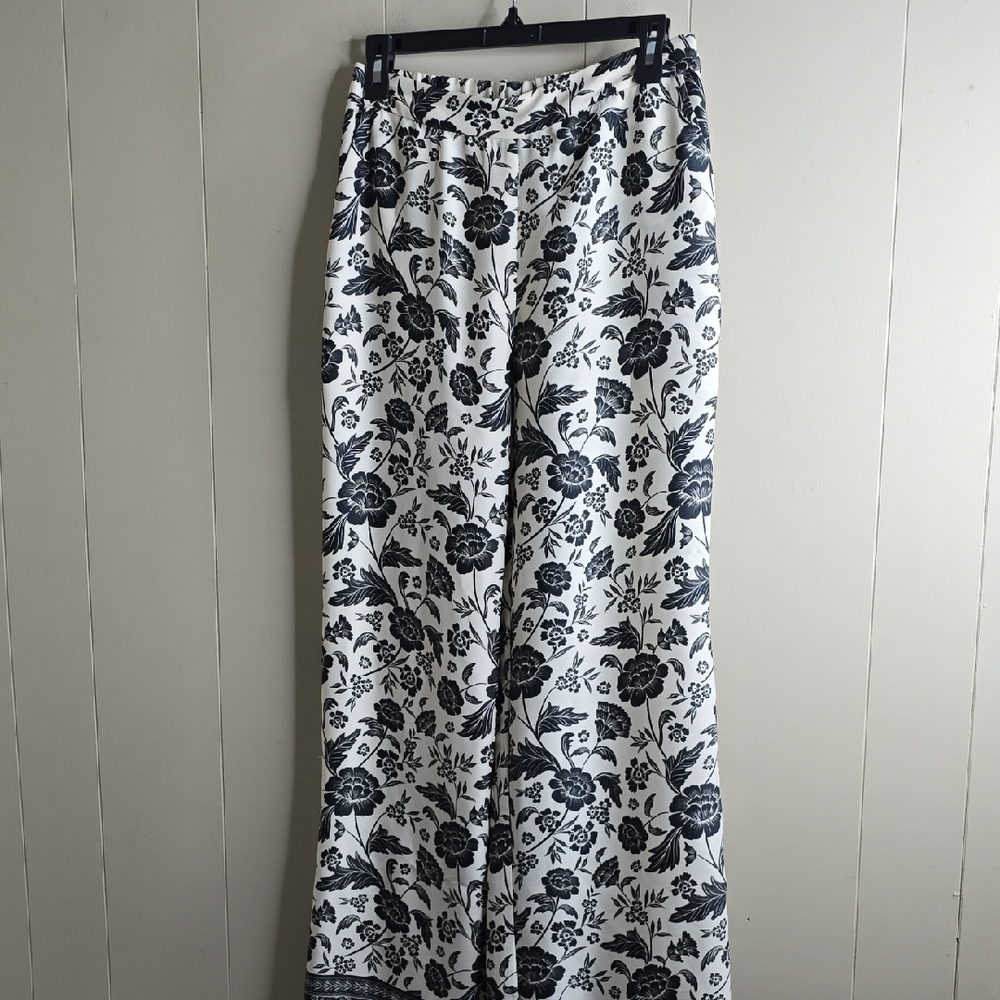 Alex Marie Amara Satin Crepe Black Floral Print High Waist Flat Front Pant Small - Picture 3 of 12